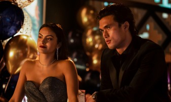 Camila Mendes as Veronica Lodge and Charles Melton as Reggie Mantle