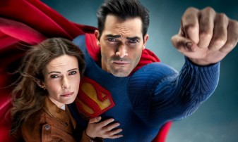 Elizabeth Tulloch and Tyler Hoechlin in Superman & Lois